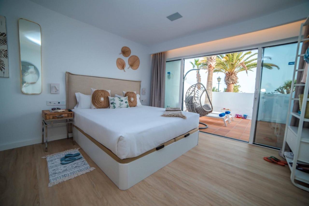 شقة Club Del Mar Duplex بويرتو ذيل كارمين المظهر الخارجي الصورة